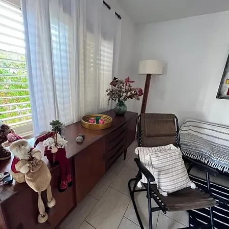 Διαμέρισμα Door *